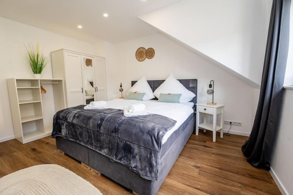 Moderne Maisonette Wohnung Im Fluesseviertel Bremen Ngoại thất bức ảnh